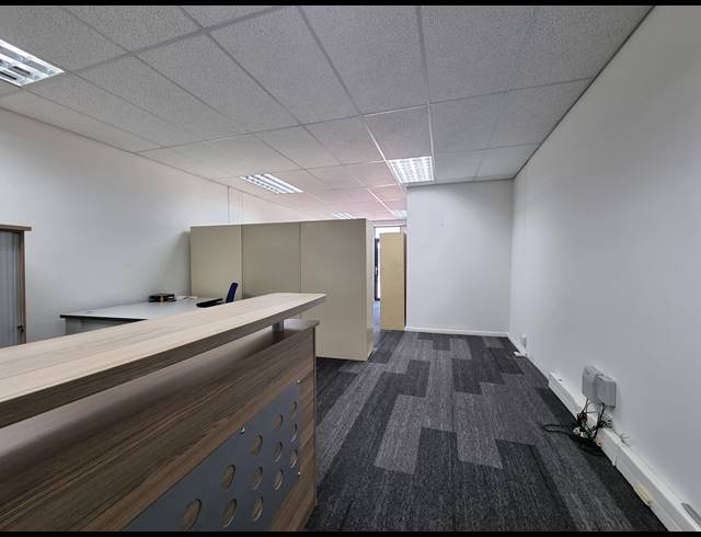 54M² OFFICE TO LET IN CENTURY CITY